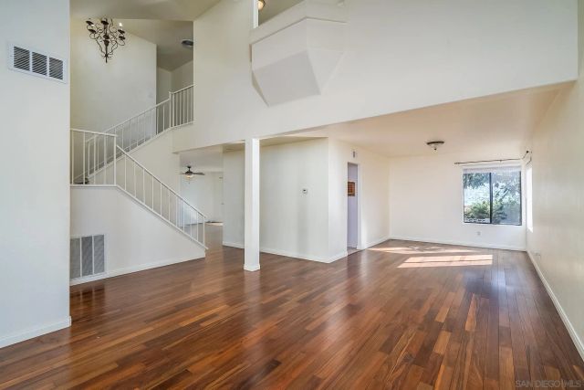 10137 Greenleaf Rd, Spring Valley, CA 91977