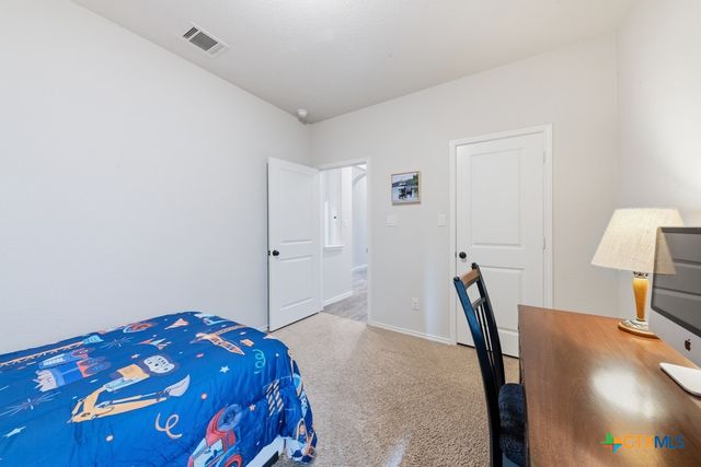 361 Lacey Oak Loop Loop, San Marcos, TX 78666
