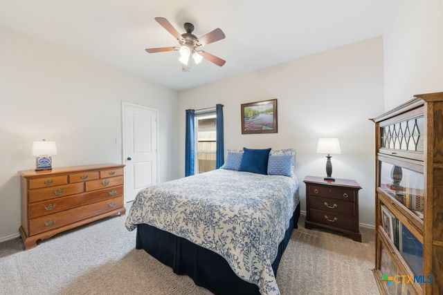 361 Lacey Oak Loop Loop, San Marcos, TX 78666