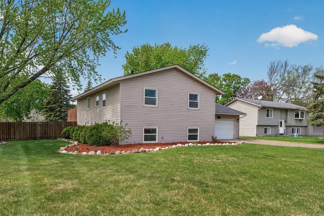 12001 Virginia Avenue N, Champlin, MN 55316