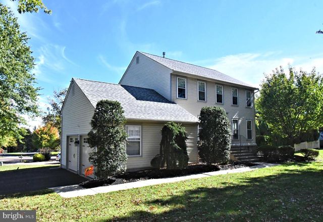 214 ABBEY LN, Lansdale, PA 19446
