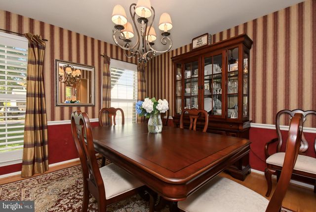 214 ABBEY LN, Lansdale, PA 19446
