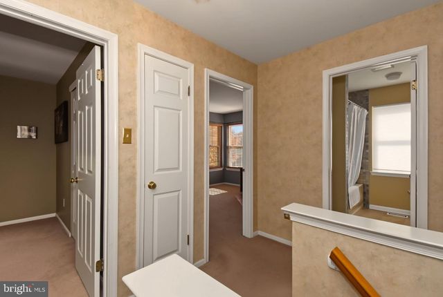 214 ABBEY LN, Lansdale, PA 19446