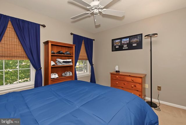 214 ABBEY LN, Lansdale, PA 19446