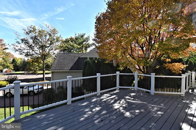 214 ABBEY LN, Lansdale, PA 19446