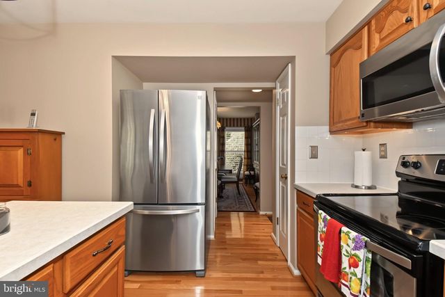 214 ABBEY LN, Lansdale, PA 19446