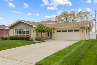 437 Wingate Drive, Schaumburg, IL 60193