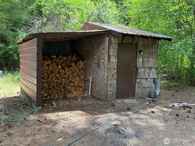 111 Tamarack Lane, Dayton, WA 99328