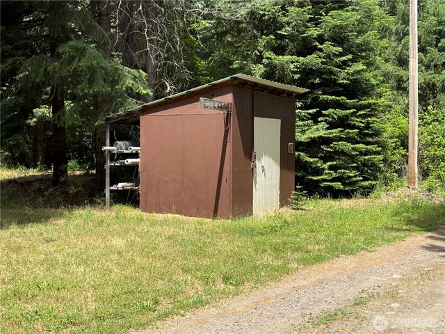 111 Tamarack Lane, Dayton, WA 99328