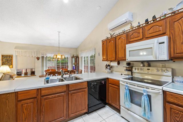 N1706 CATHERINE WAY, Waupaca, WI 54981