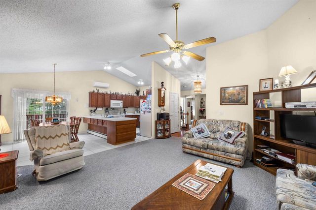 N1706 CATHERINE WAY, Waupaca, WI 54981