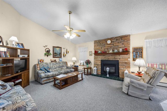 N1706 CATHERINE WAY, Waupaca, WI 54981