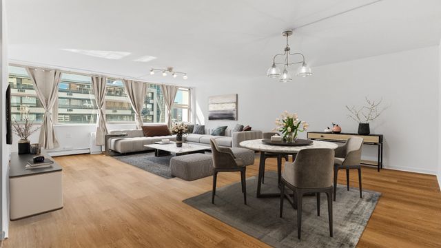 40 E Cedar Street 18A, Chicago, IL 60611