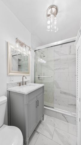 40 E Cedar Street 18A, Chicago, IL 60611