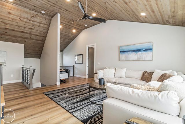 8447 Colony Drive, Algonac, MI 48001