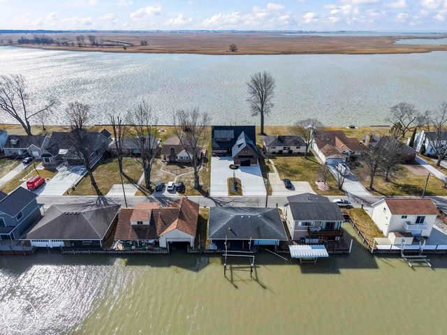 8447 Colony Drive, Algonac, MI 48001