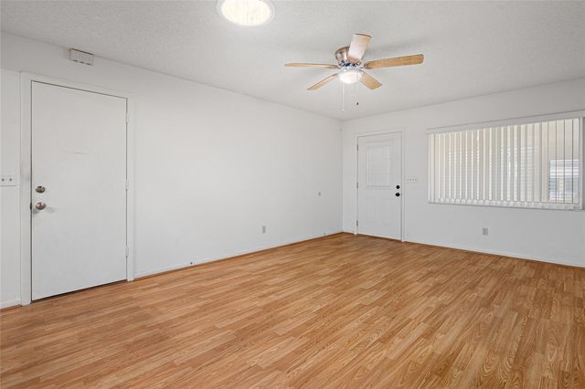 9277 SW 83RD AVENUE F, Ocala, FL 34481