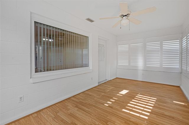 9277 SW 83RD AVENUE F, Ocala, FL 34481