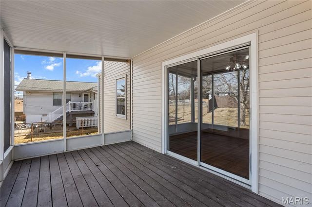 10915 Three Court Drive, St Louis, MO 63123