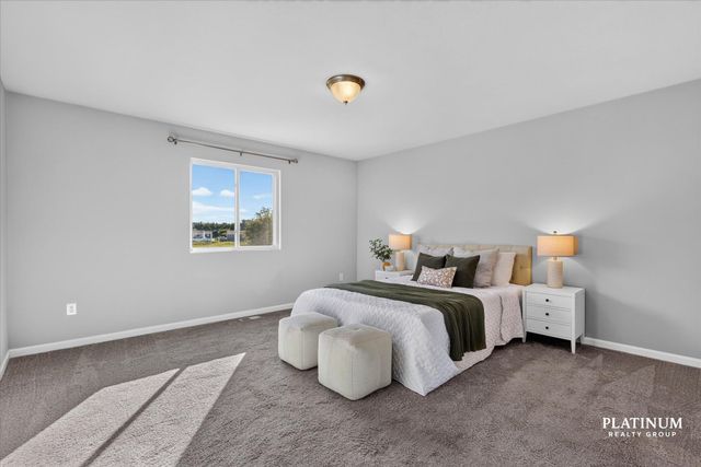 217 Vansen Drive, Kent City Vllg, MI 49330