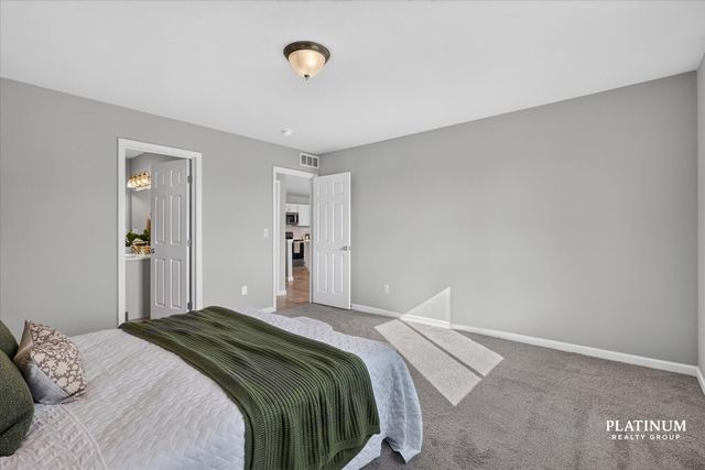 217 Vansen Drive, Kent City Vllg, MI 49330