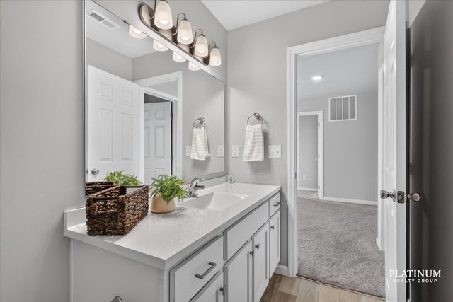 217 Vansen Drive, Kent City Vllg, MI 49330