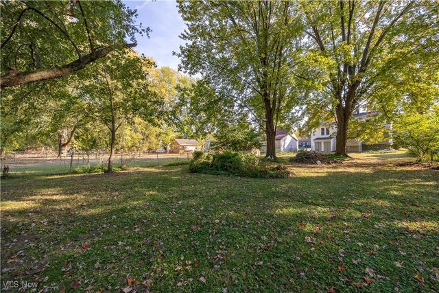 25324 Hall Drive, Westlake, OH 44145