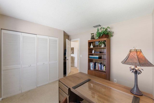 21 Vía De Casas Norte, Boynton Beach, FL 33426