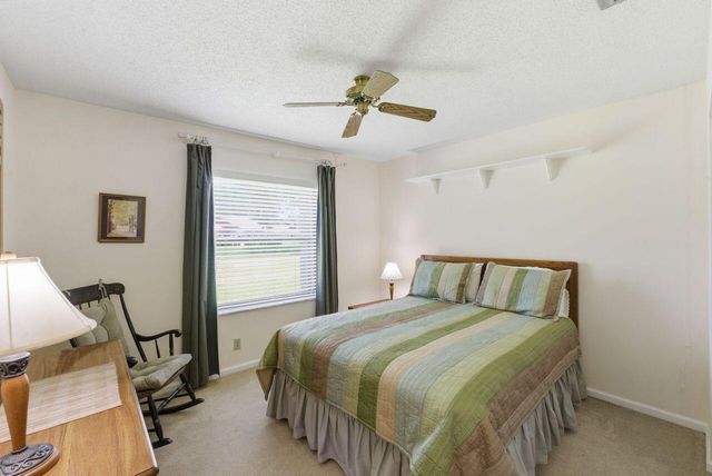 21 Vía De Casas Norte, Boynton Beach, FL 33426
