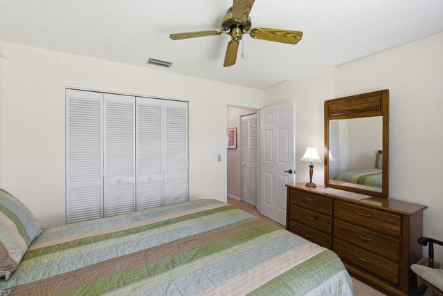 21 Vía De Casas Norte, Boynton Beach, FL 33426