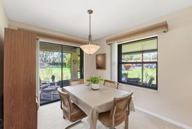 21 Vía De Casas Norte, Boynton Beach, FL 33426