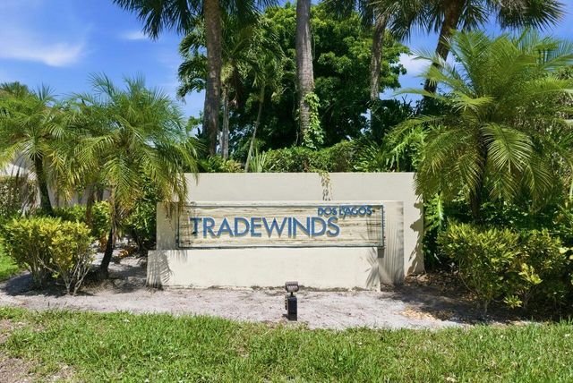 21 Vía De Casas Norte, Boynton Beach, FL 33426