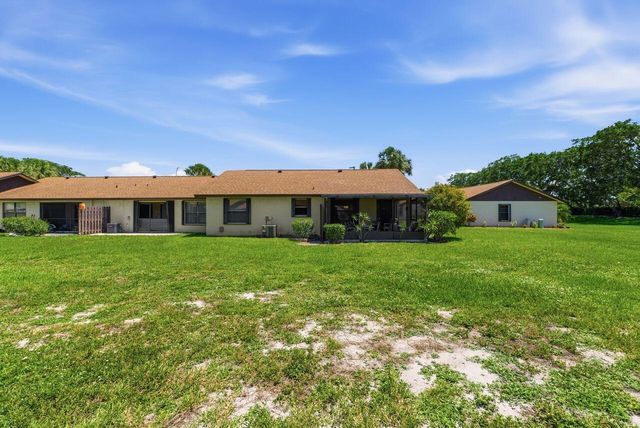 21 Vía De Casas Norte, Boynton Beach, FL 33426