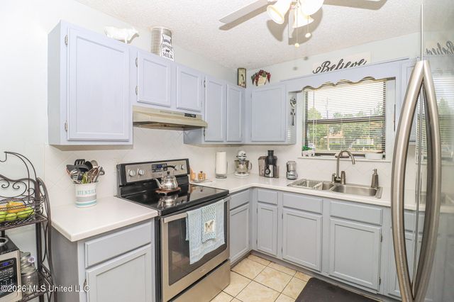 1014 Twin Pine Lane, Pearl, MS 39208