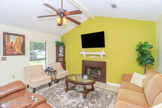 1014 Twin Pine Lane, Pearl, MS 39208