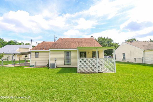 1014 Twin Pine Lane, Pearl, MS 39208