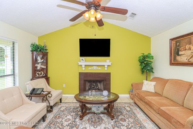 1014 Twin Pine Lane, Pearl, MS 39208