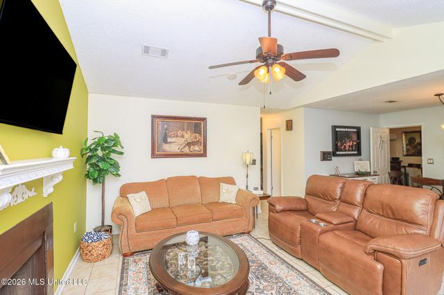 1014 Twin Pine Lane, Pearl, MS 39208