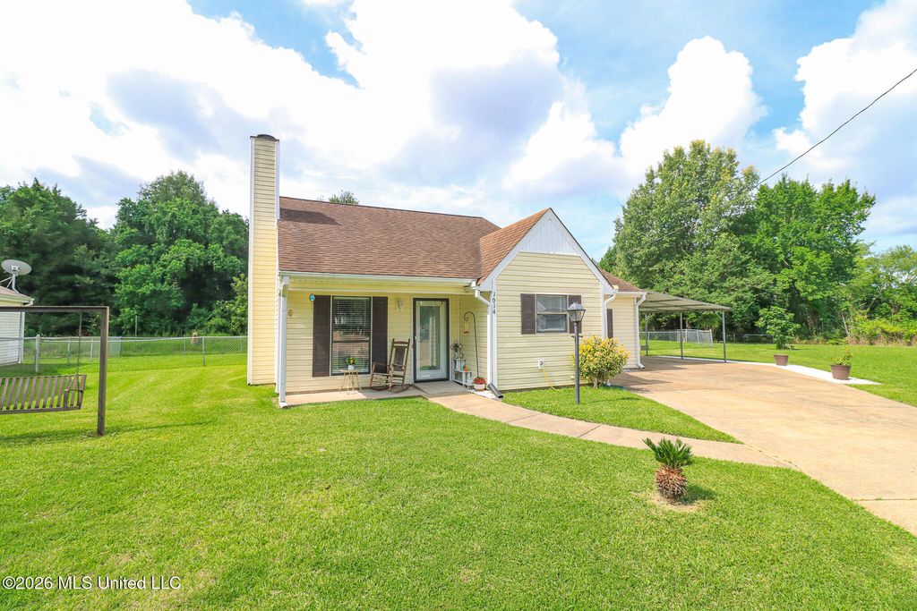 1014 Twin Pine Lane, Pearl, MS 39208