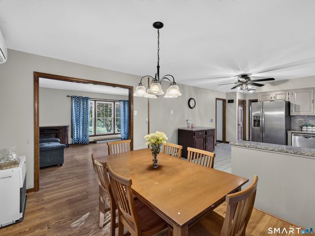 9 Round Hill Road, Middletown, CT 06457