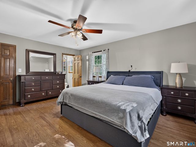 9 Round Hill Road, Middletown, CT 06457