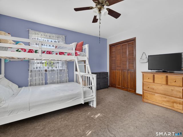 9 Round Hill Road, Middletown, CT 06457