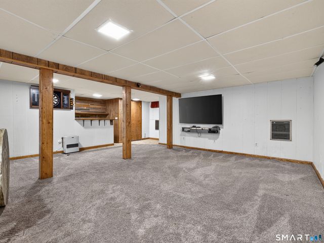 9 Round Hill Road, Middletown, CT 06457