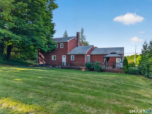 9 Round Hill Road, Middletown, CT 06457