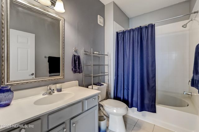 8601 BEACH Boulevard, 1011, Jacksonville, FL 32216