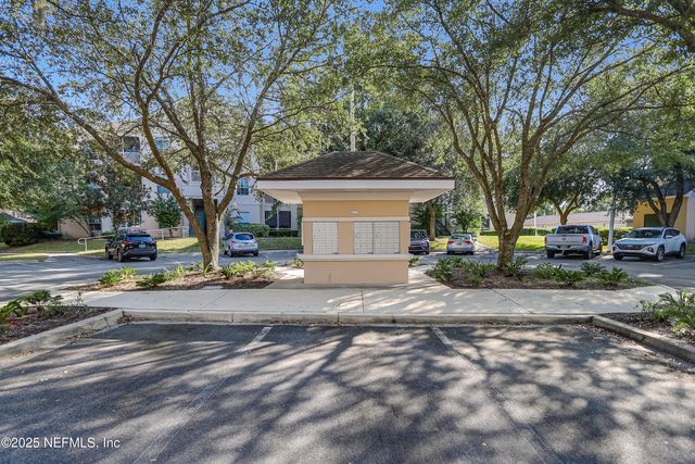 8601 BEACH Boulevard, 1011, Jacksonville, FL 32216