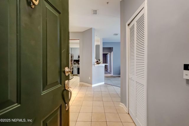 8601 BEACH Boulevard, 1011, Jacksonville, FL 32216