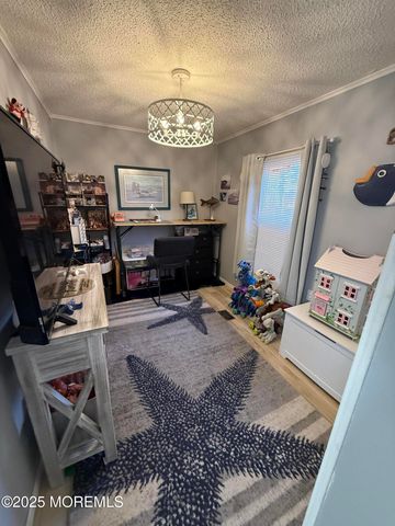 31 Sams Trailer Ct Court, Hazlet, NJ 07730