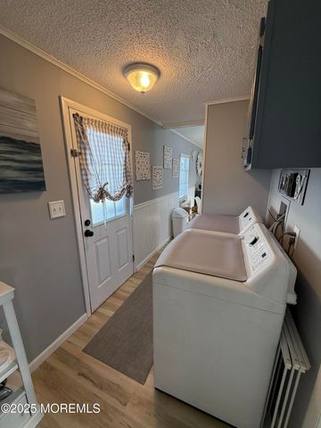 31 Sams Trailer Ct Court, Hazlet, NJ 07730