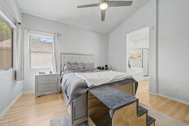 4049 W HACKAMORE Drive, Phoenix, AZ 85083